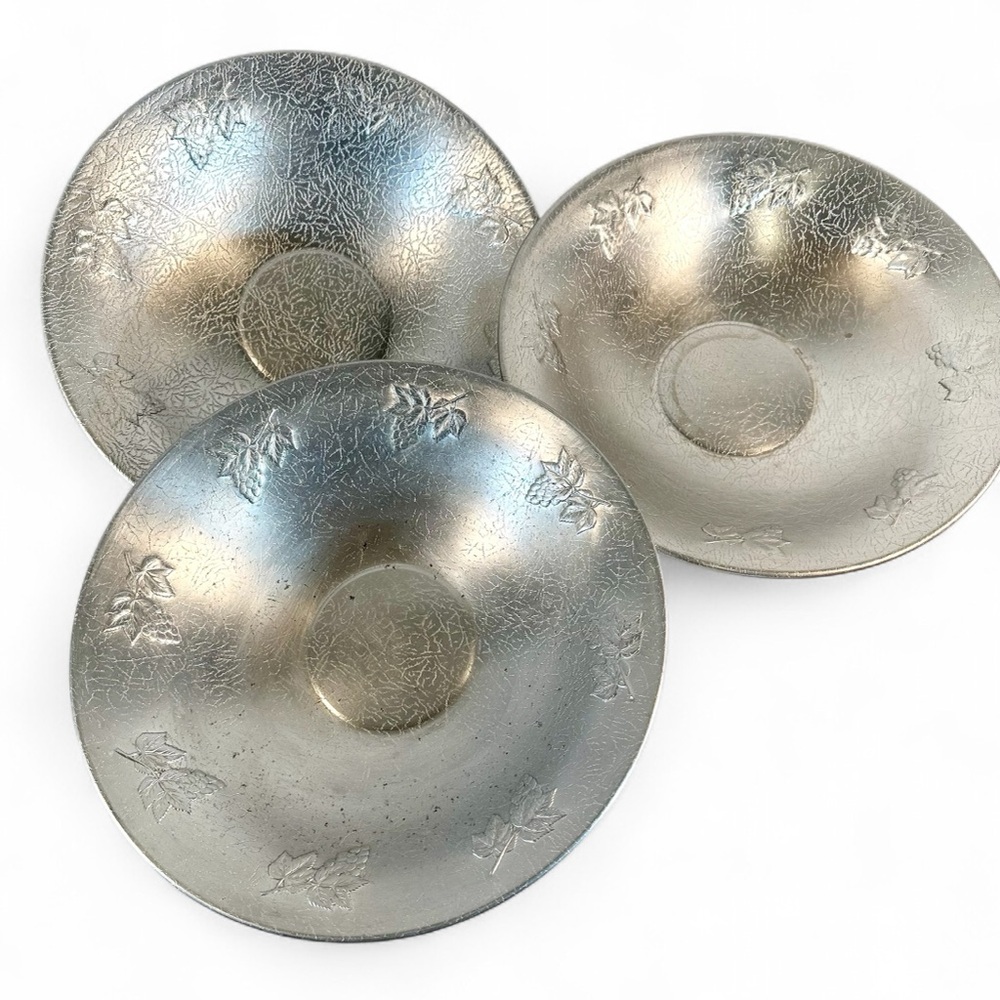 West Bend Hammered Aluminum large Fruit Bowl, (one) 1930-50s Poor Man’s Silver